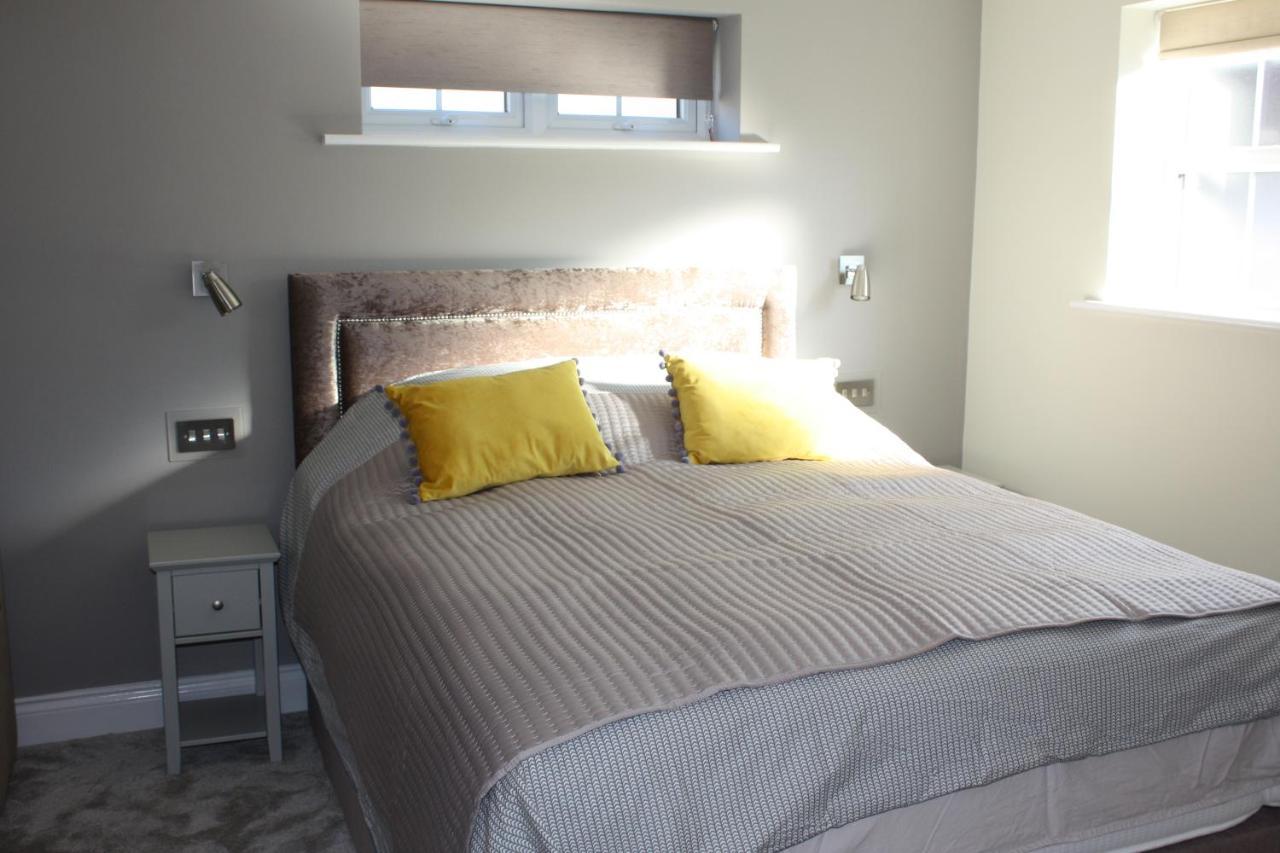 Frinton Escapes Apartment Ngoại thất bức ảnh